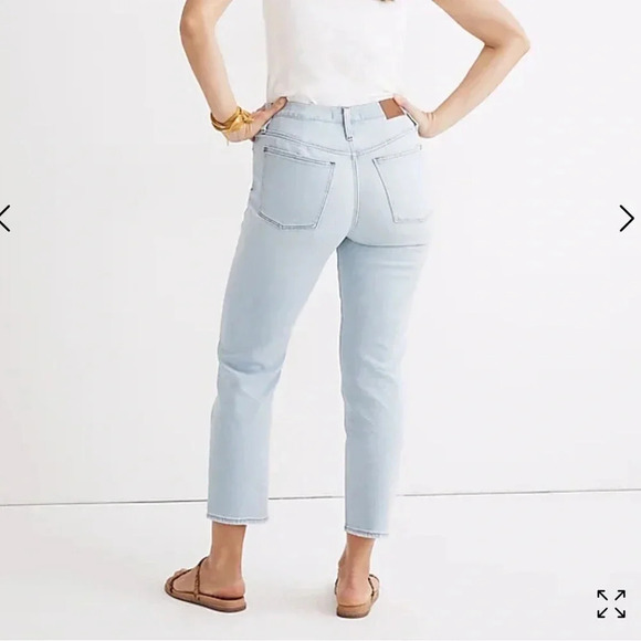 Madewell Mid-Rise Classic Straight Jeans in Wellingford Wash women’s size 28 - Picture 2 of 9